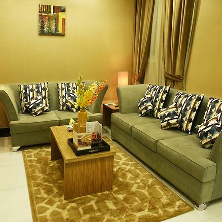 Clemence Suites Rijad Zewnętrze zdjęcie
