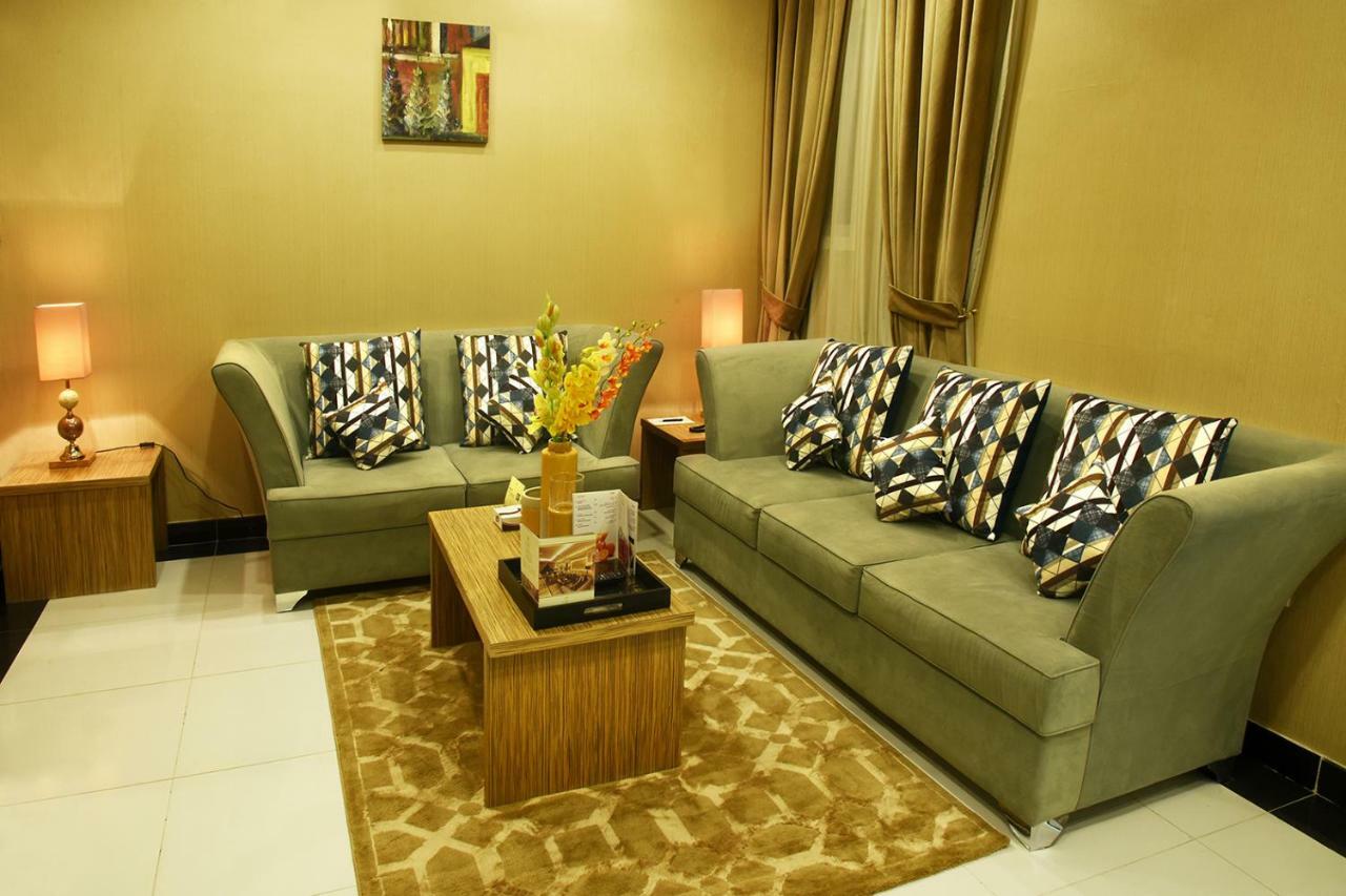 Clemence Suites Rijad Zewnętrze zdjęcie